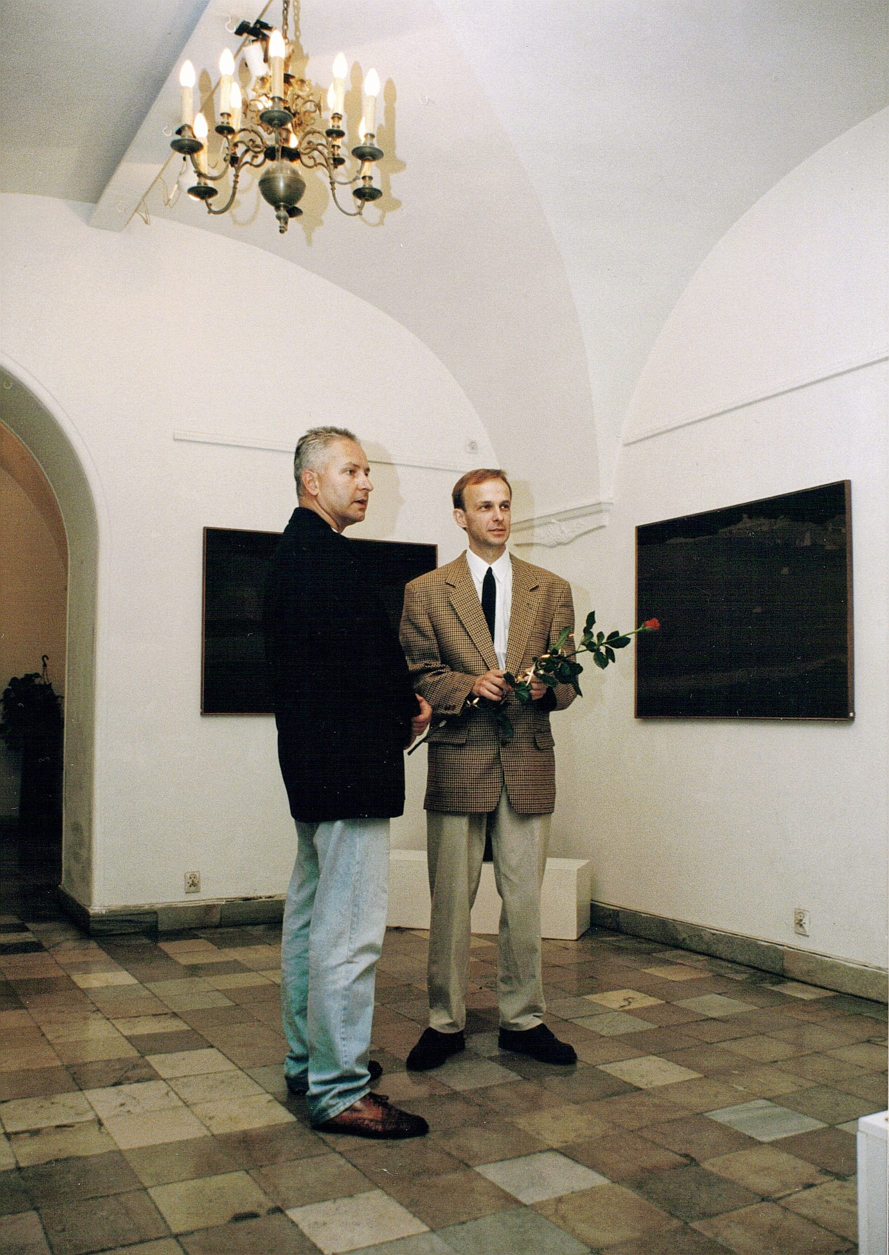 Indywidualna wystawa w Galerii Zapiecek - z Jarosławem Daszkiewiczem, Warszawa 1996